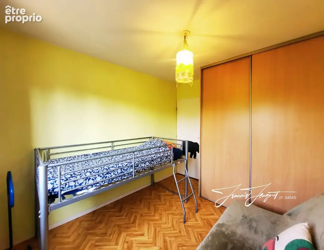 Annecy   T4 lumineux avec balcons, ascenseur & parking - photo 11