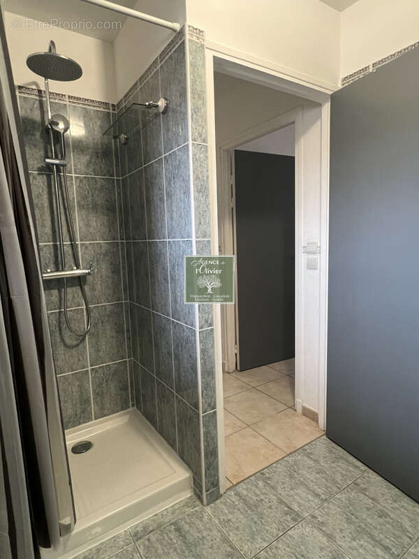 Appartement à SAINT-MARTIN-DE-CRAU