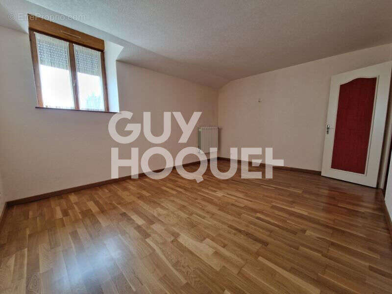 Maison à COURSON-LES-CARRIERES