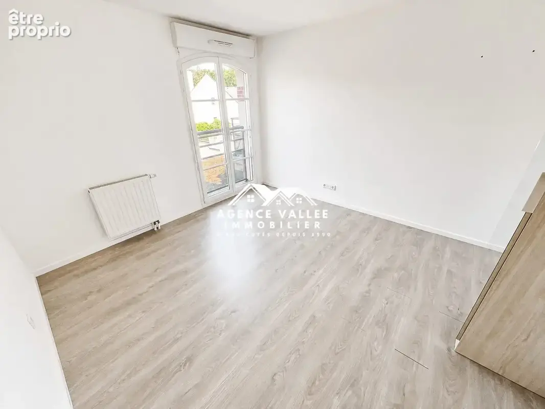 Appartement 43 m² à Saint-Germain-Les-Corbeil  - photo 7