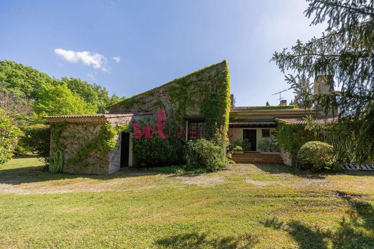 Maison à CABRIES