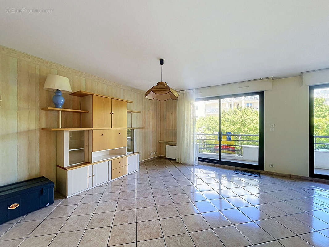 Appartement à CHATILLON