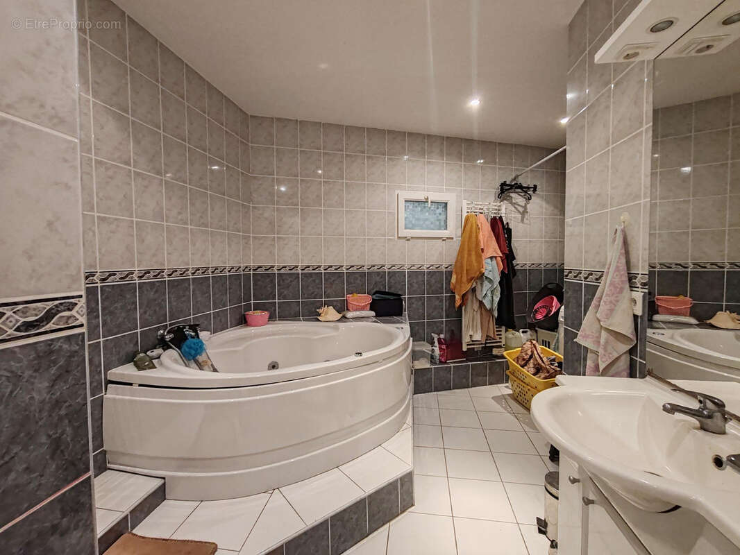 Maison à VILLERS-COTTERETS