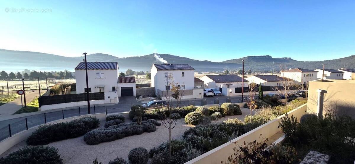 Appartement à CUGES-LES-PINS