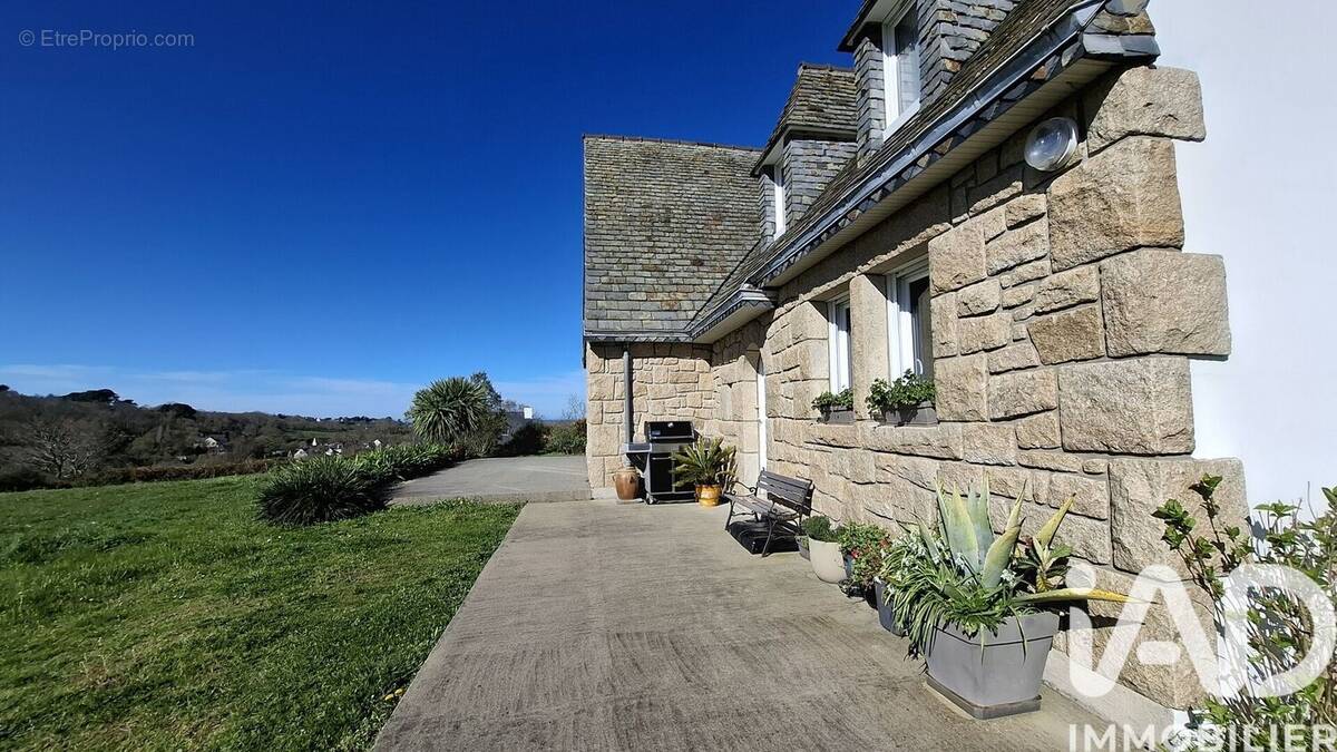 Photo 1 - Maison à PLEUMEUR-BODOU