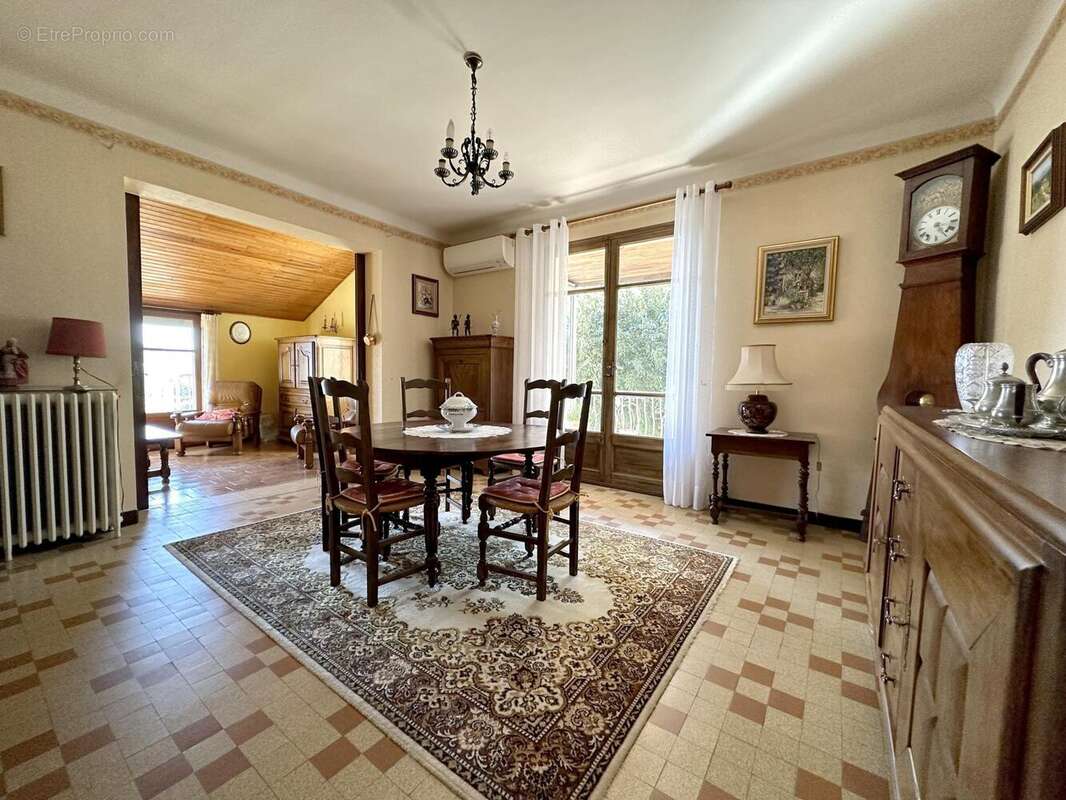 Maison 94 m² à Villeneuve-Les-Avignon  - photo 9