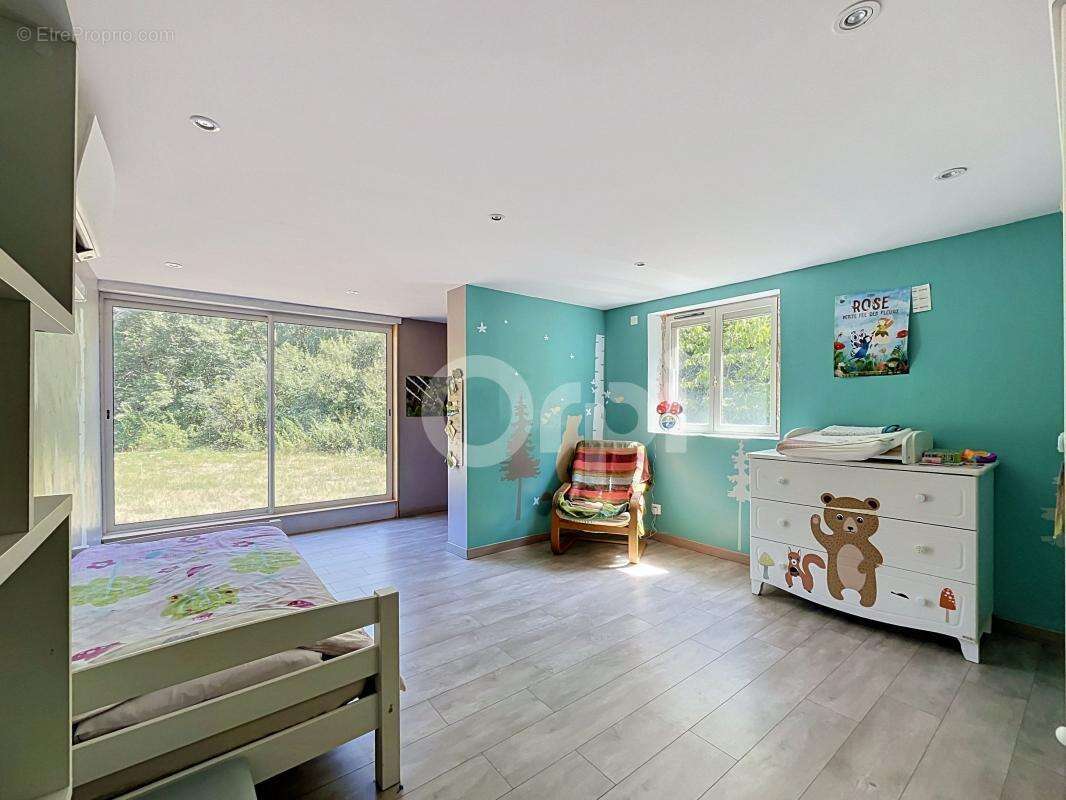 Magnifique maison familiale 230 m² – Terrain 10 500 m² – Favars - photo 14