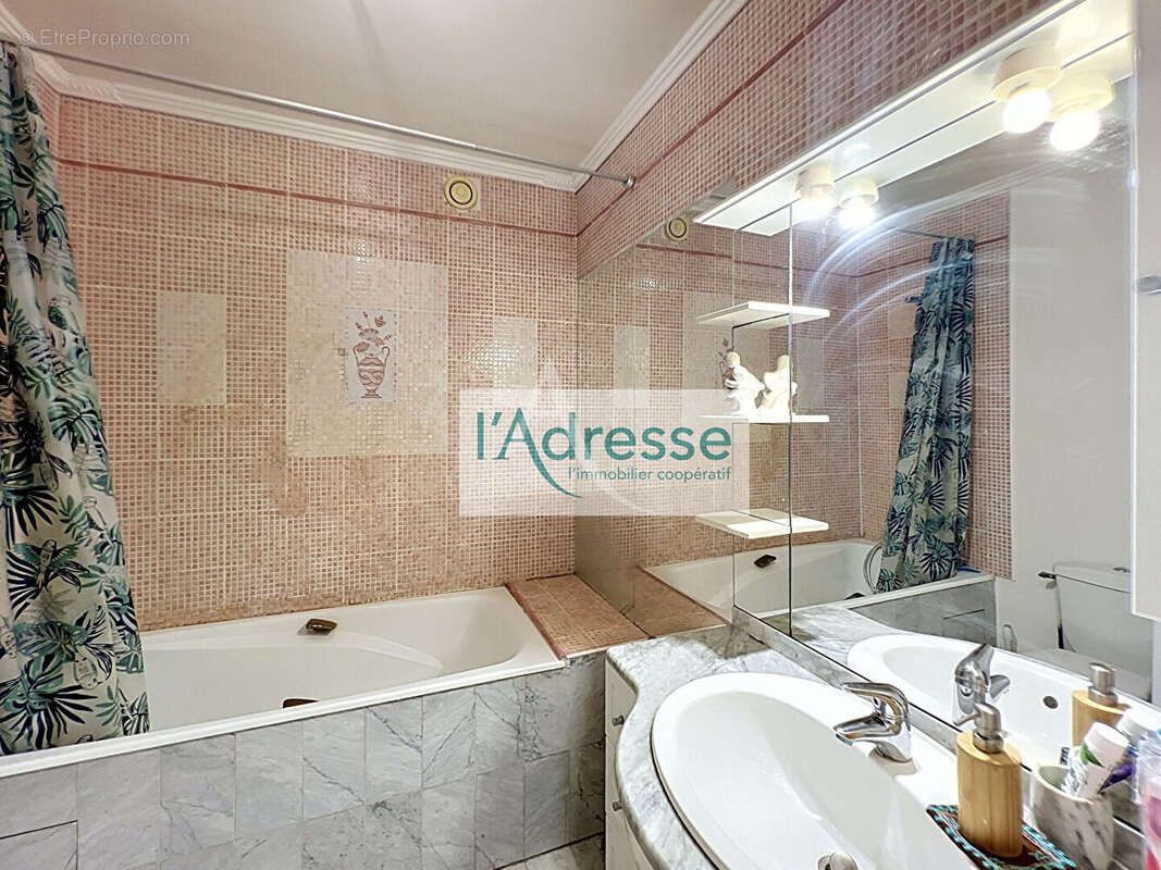 Appartement à PARIS-12E