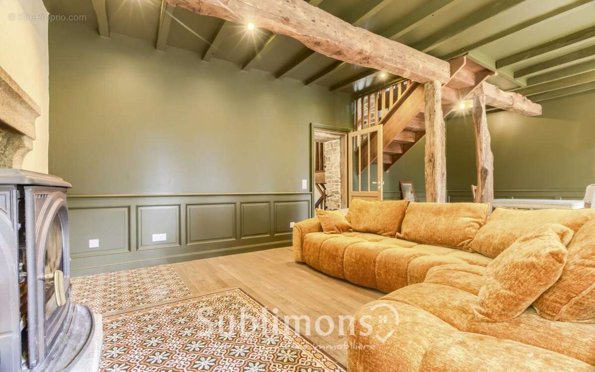 Maison à GRAND-CHAMP