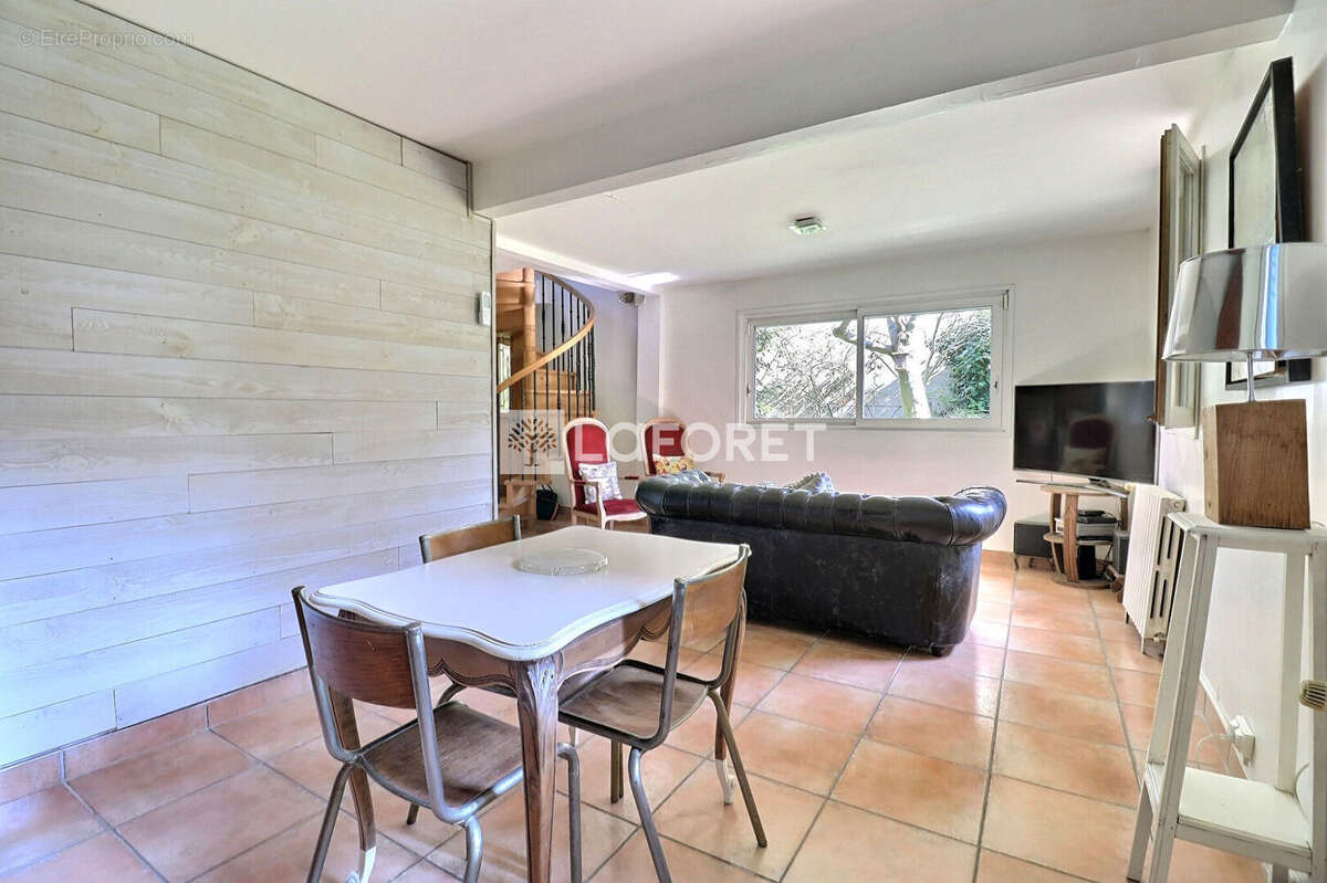 Maison à VITRY-SUR-SEINE