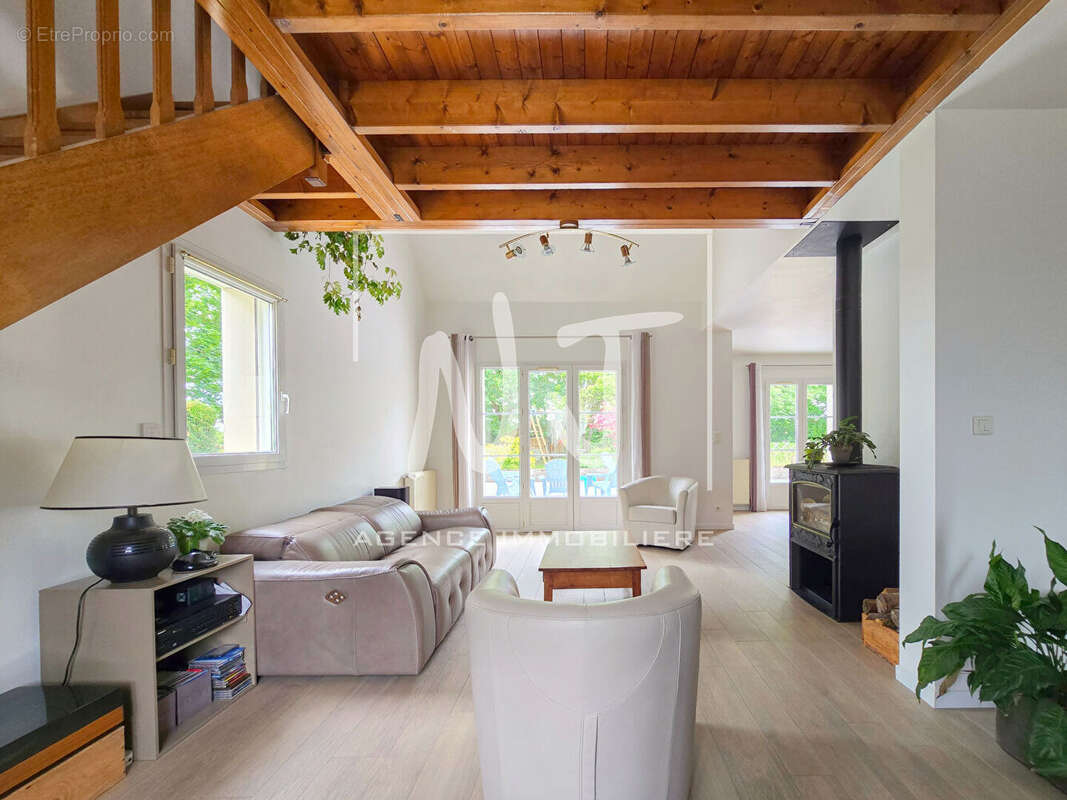 Maison familiale à vendre à Savennières avec atelier / garage aux portes d'Angers - photo 11