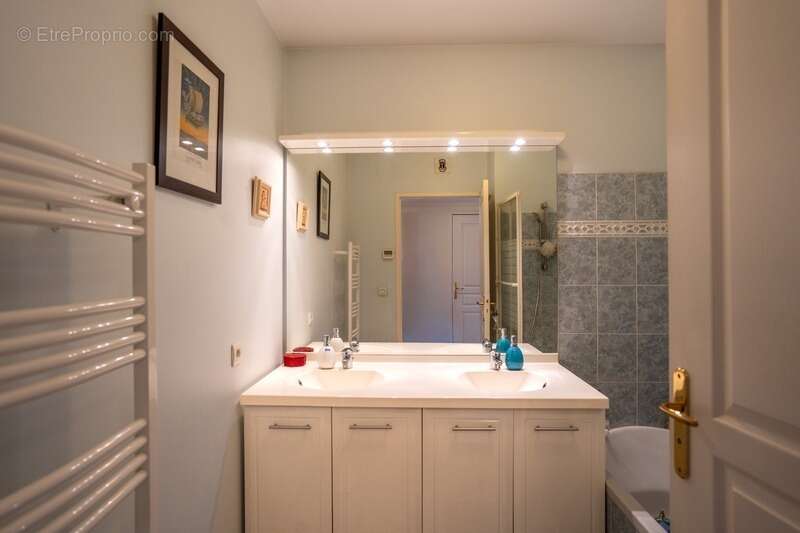 Appartement à BRON