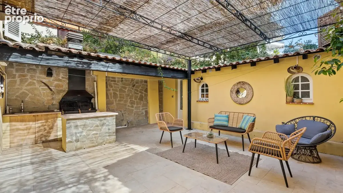 Rare à juan-les-pins – maison indépendante avec piscine à 300 mètres de la mer - photo 8