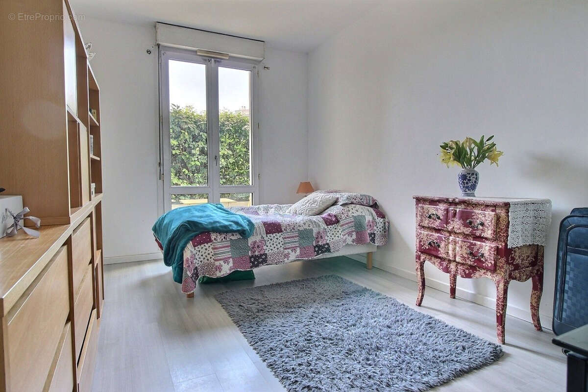 Appartement 90 m² à Issy-Les-Moulineaux  - photo 6