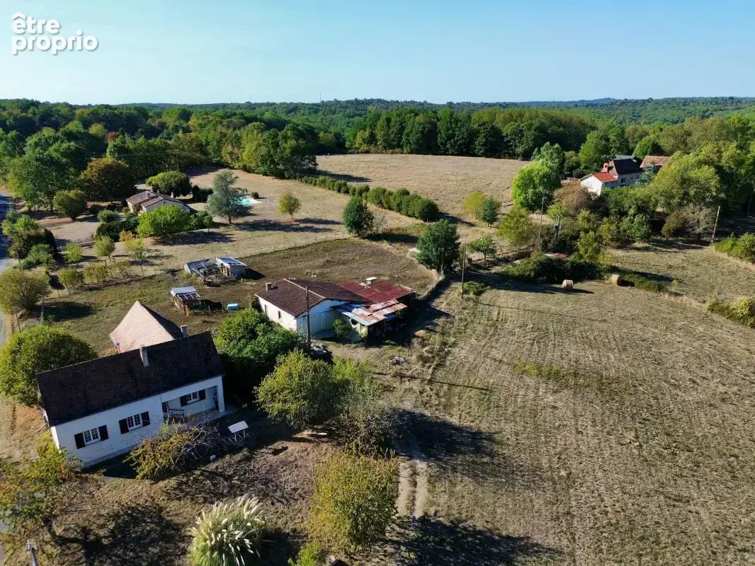 Photo Maison à Saint-Martin-Des-Combes au prix de 223 600€
