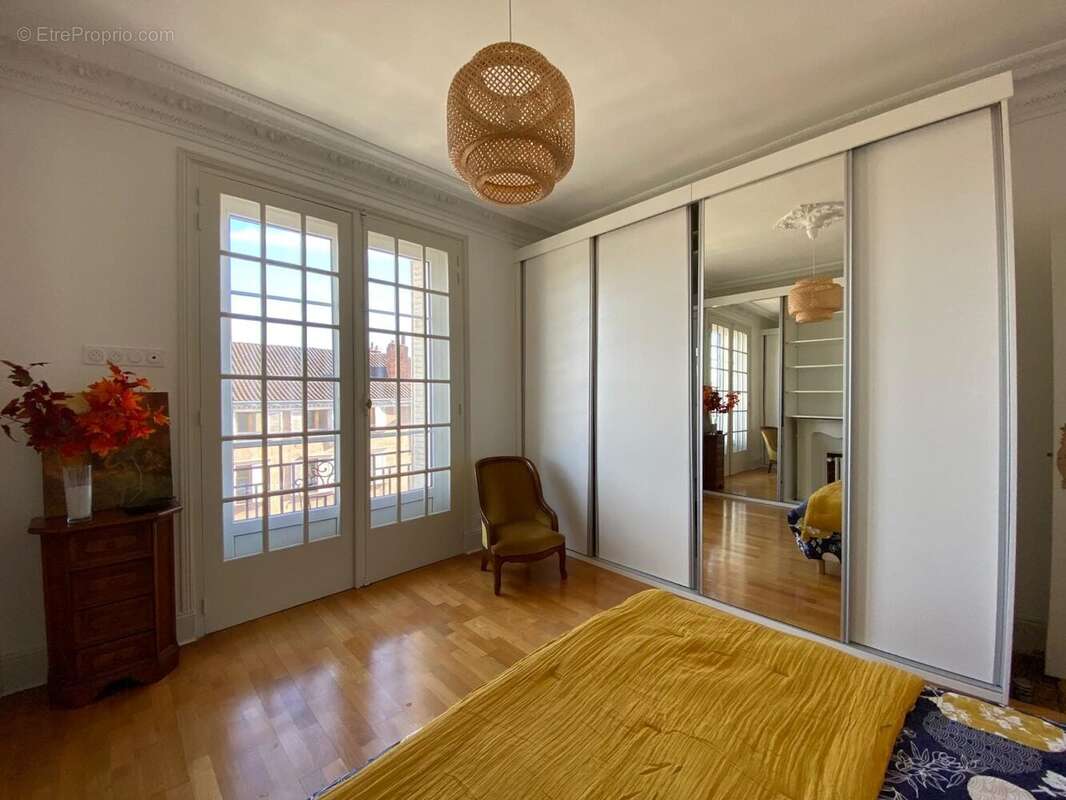 Appartement 119 m² à Limoges  - photo 6