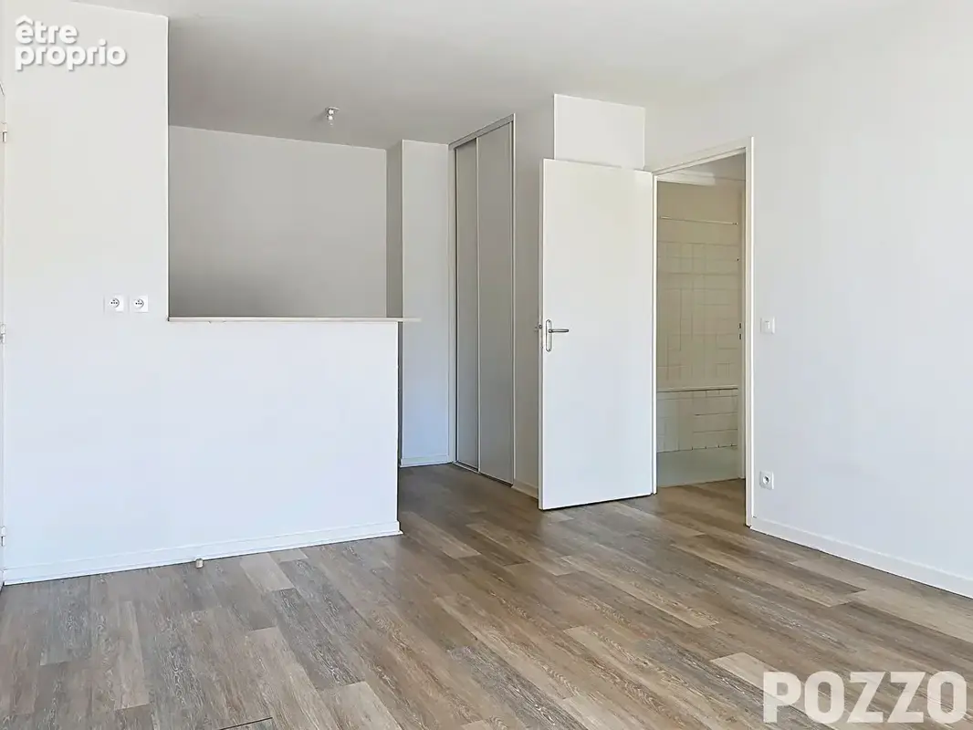Appartement - T3 - 2 chambres - Résidence - RDC - Saint-Lo - terrasse - parking - photo 3