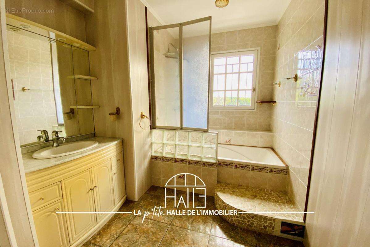 Maison à VERNEUIL-SUR-VIENNE