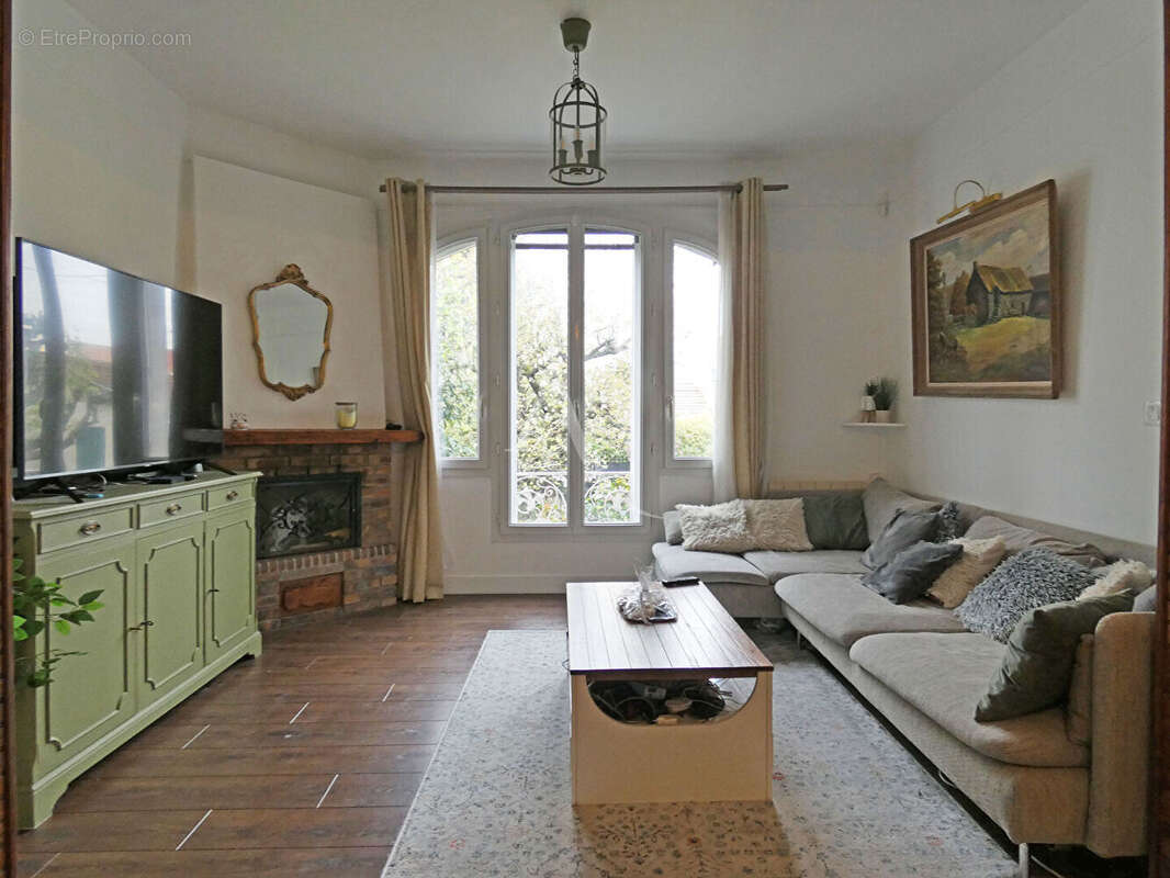 Maison à NEUILLY-SUR-MARNE