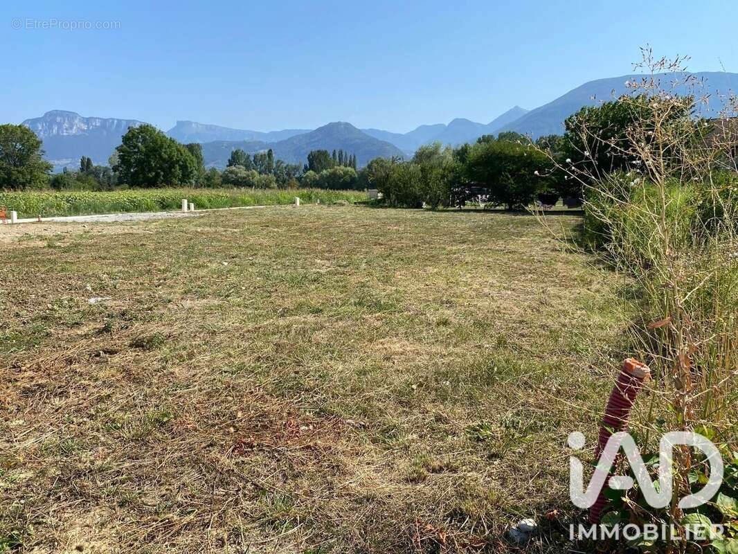 Terrain 606 m² à Apremont  - photo 2