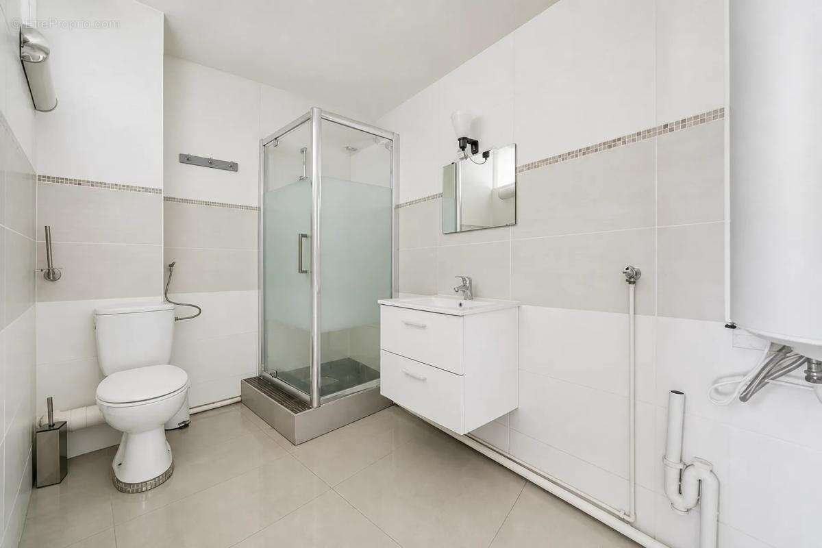 Ensemble de 4 maisons charentaises proche océan - photo 17