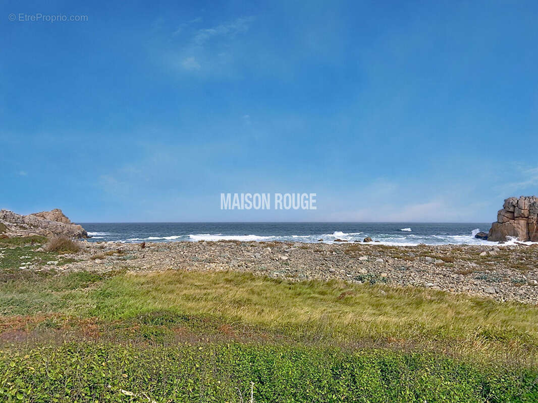 Maison à PLOUGRESCANT