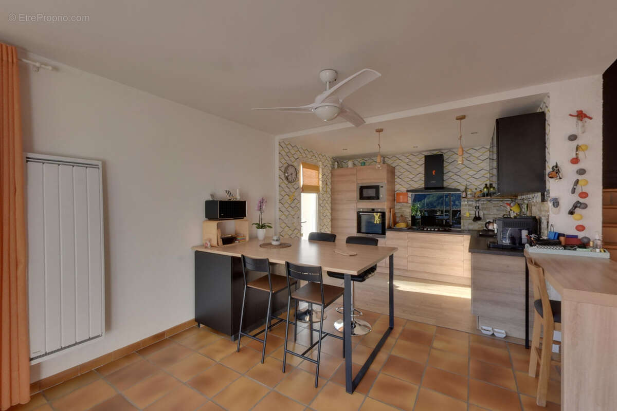 Maison à LE CHEYLARD