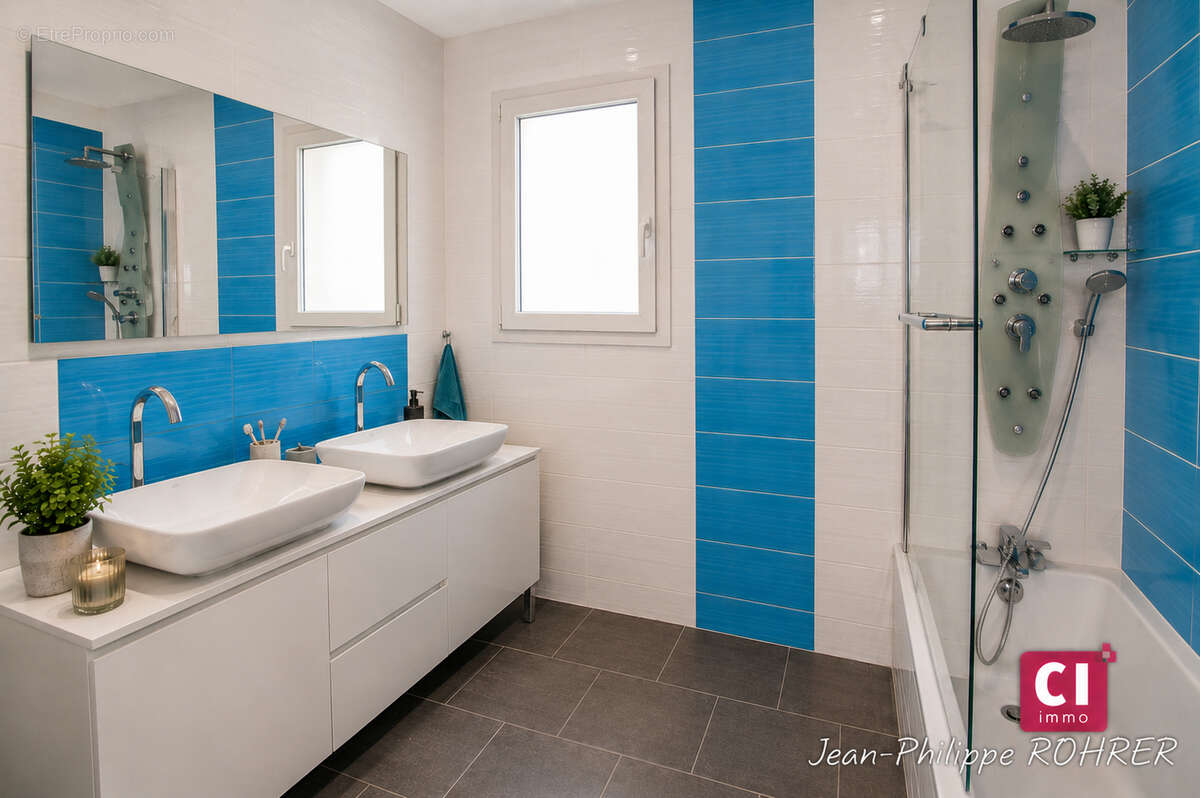 Maison récente 7 pièces avec piscine à vendre à Sainte-Anastasie-sur-Issole - photo 14