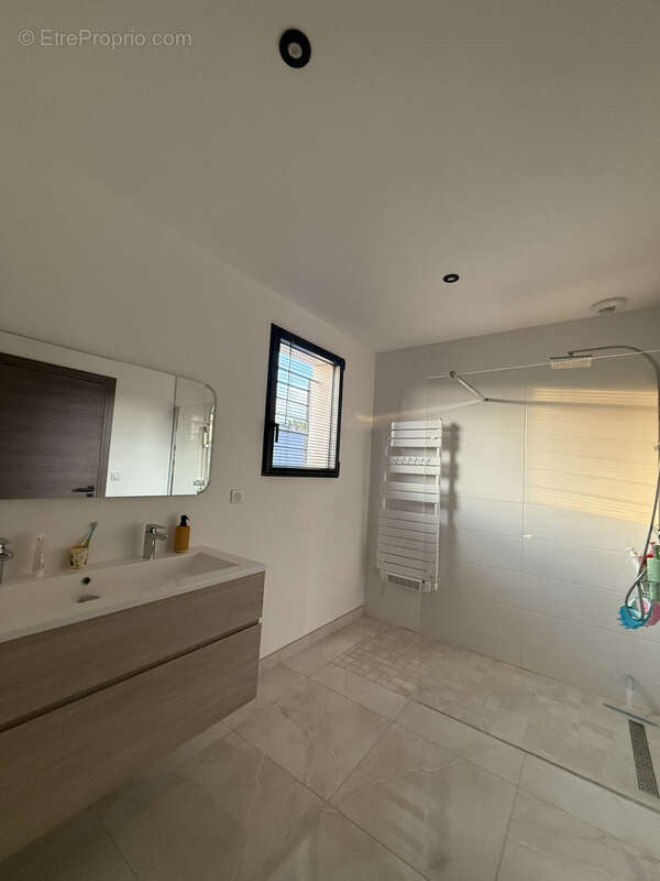 Maison à SAINT-DREZERY