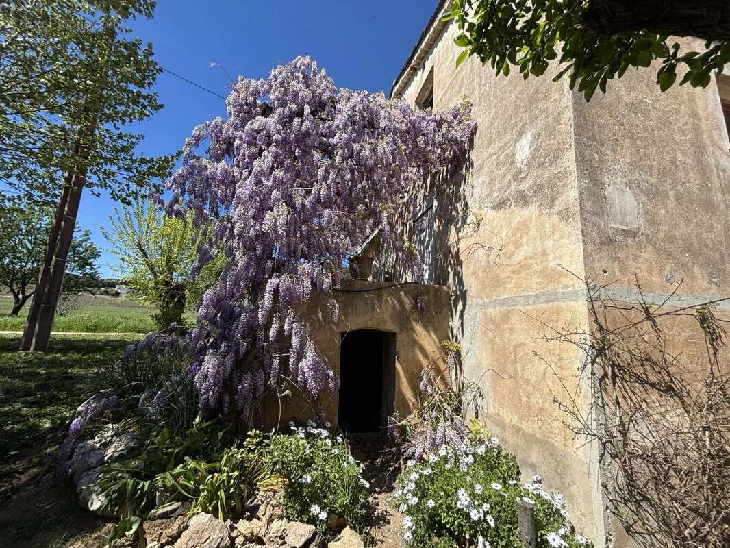 Maison à LA MOTTE