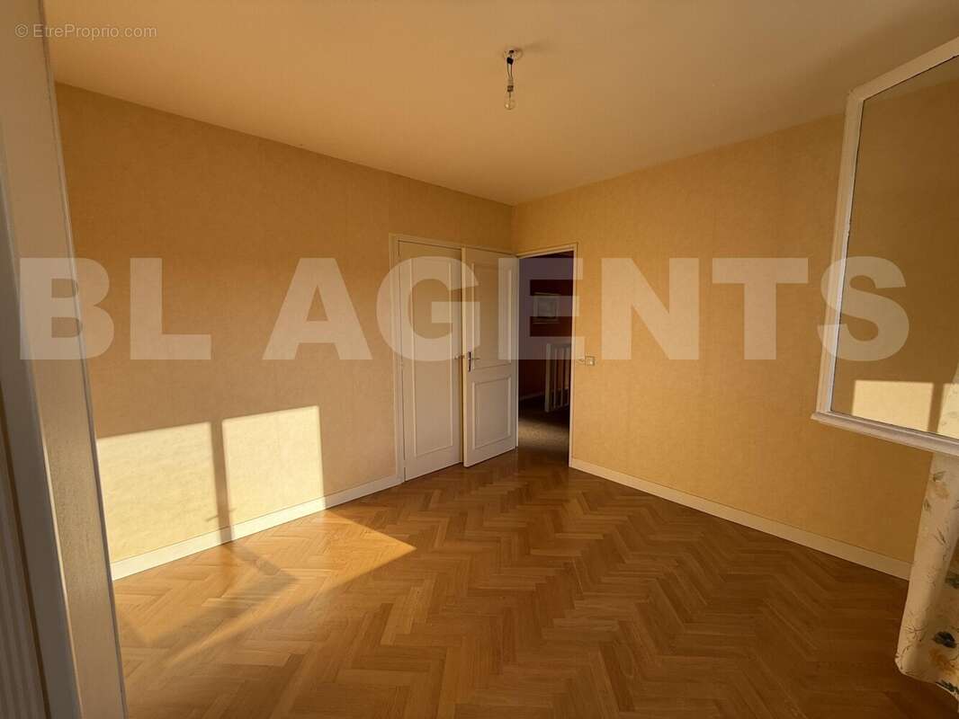 IMG_5372 - Maison à AUSSILLON