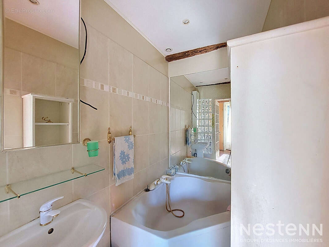 A Vendre Maison de village en pierre de 85 m² avec 30 m² supplémentaire restant à aménager - photo 8