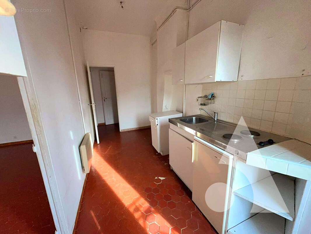 Appartement à SALERNES