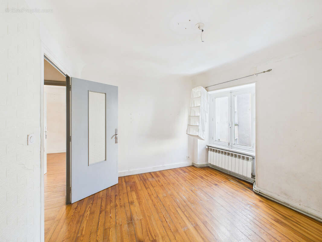 Maison à CRAPONNE-SUR-ARZON