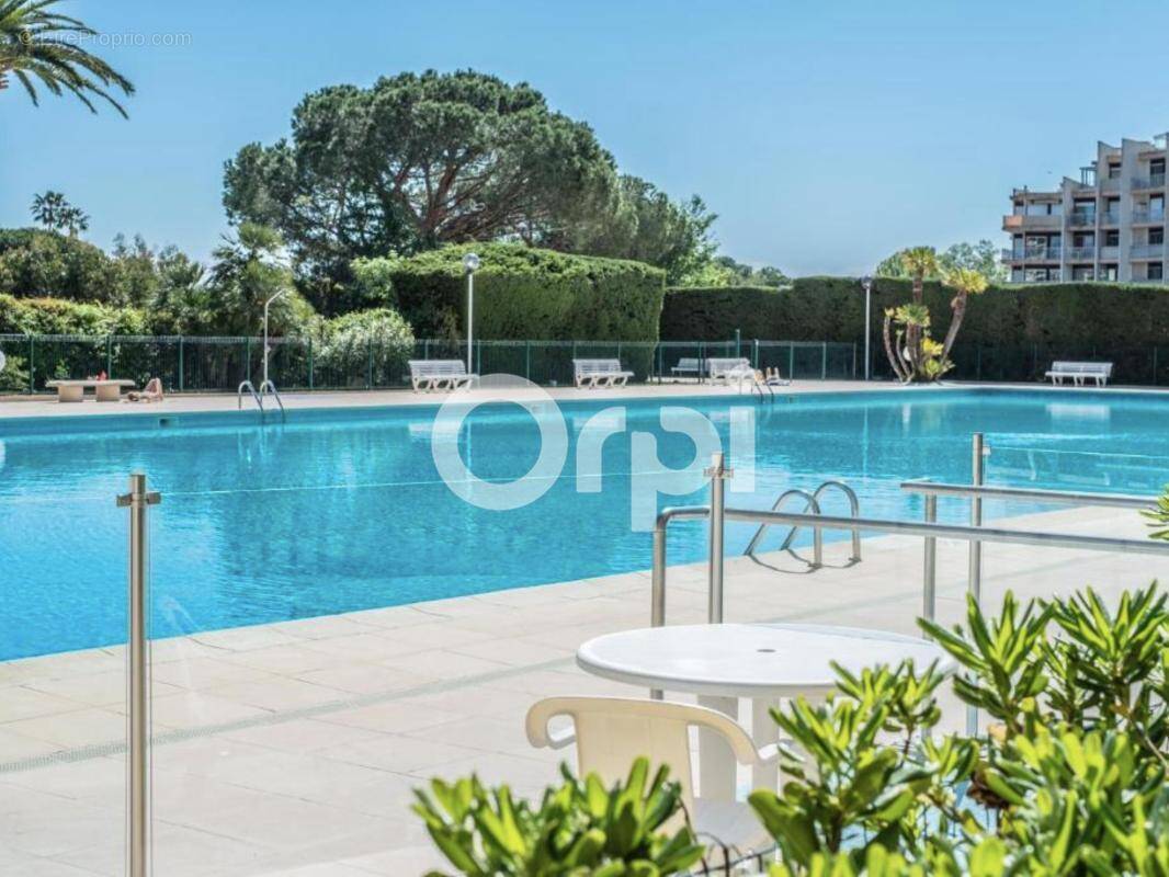 Appartement à MANDELIEU-LA-NAPOULE