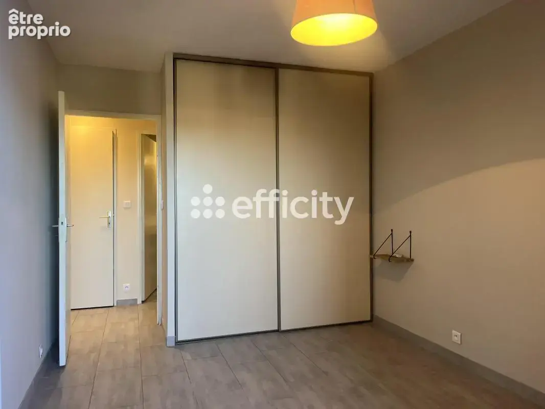 Appartement rénové - photo 12