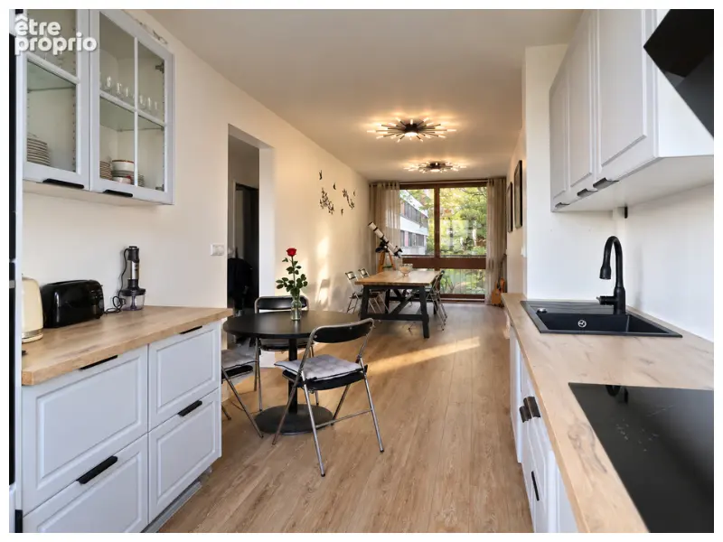 Photo Appartement à Fontenay-Le-Fleury au prix de 160 000€