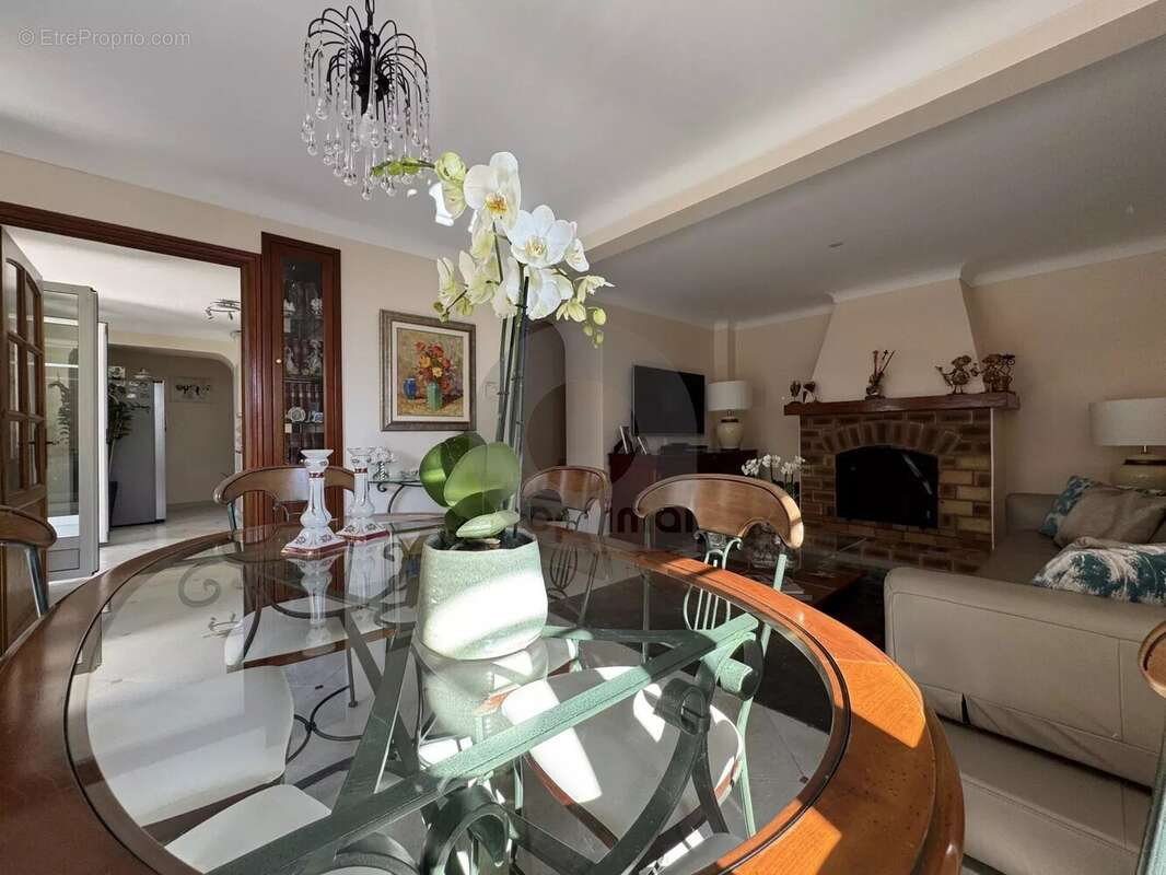 Maison à ROQUEBRUNE-CAP-MARTIN