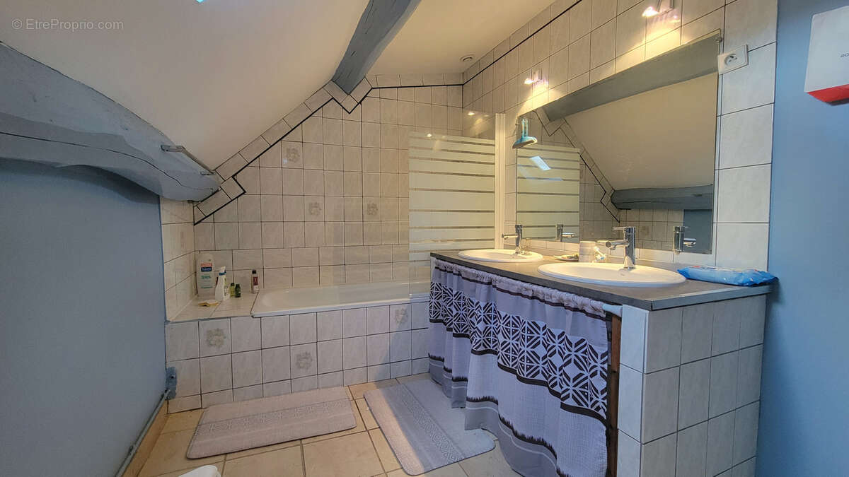 Maison à PERCENEIGE