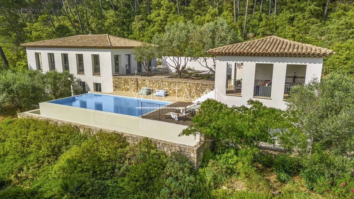 Maison à LORGUES