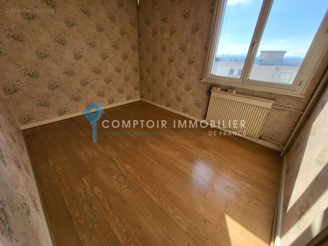 Appartement à VENISSIEUX