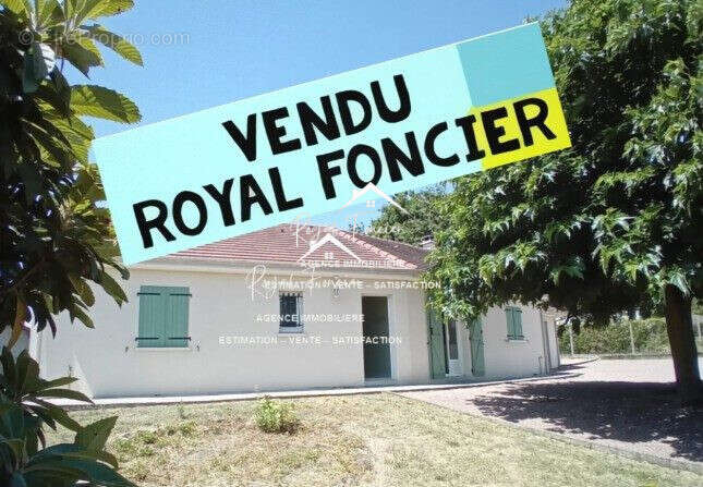 Maison à DANGE-SAINT-ROMAIN