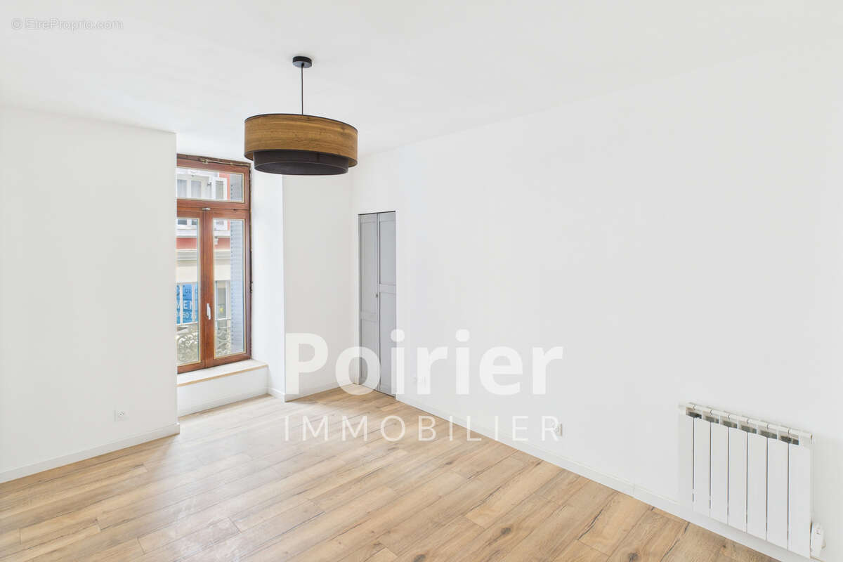 Appartement à EVIAN-LES-BAINS