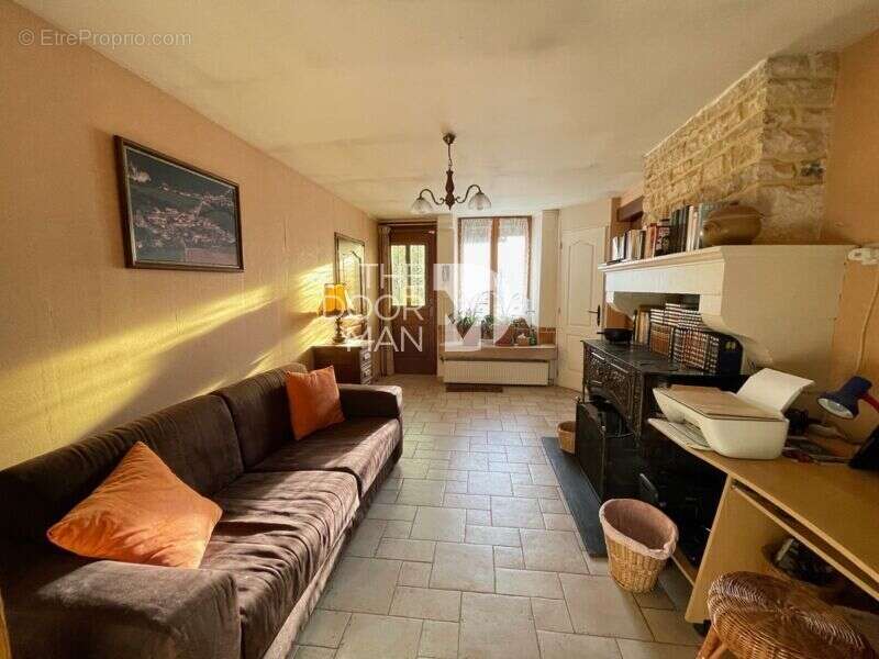 Maison à ROCHES-BETTAINCOURT