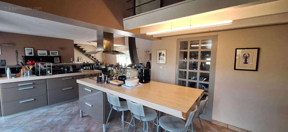 Maison 187m² à saint-geniès-bellevue - photo 13