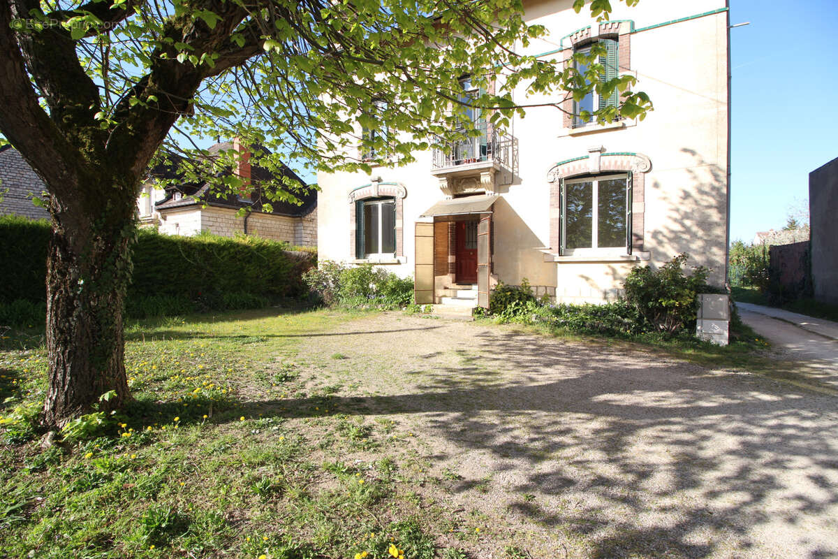 Appartement à NUITS-SAINT-GEORGES