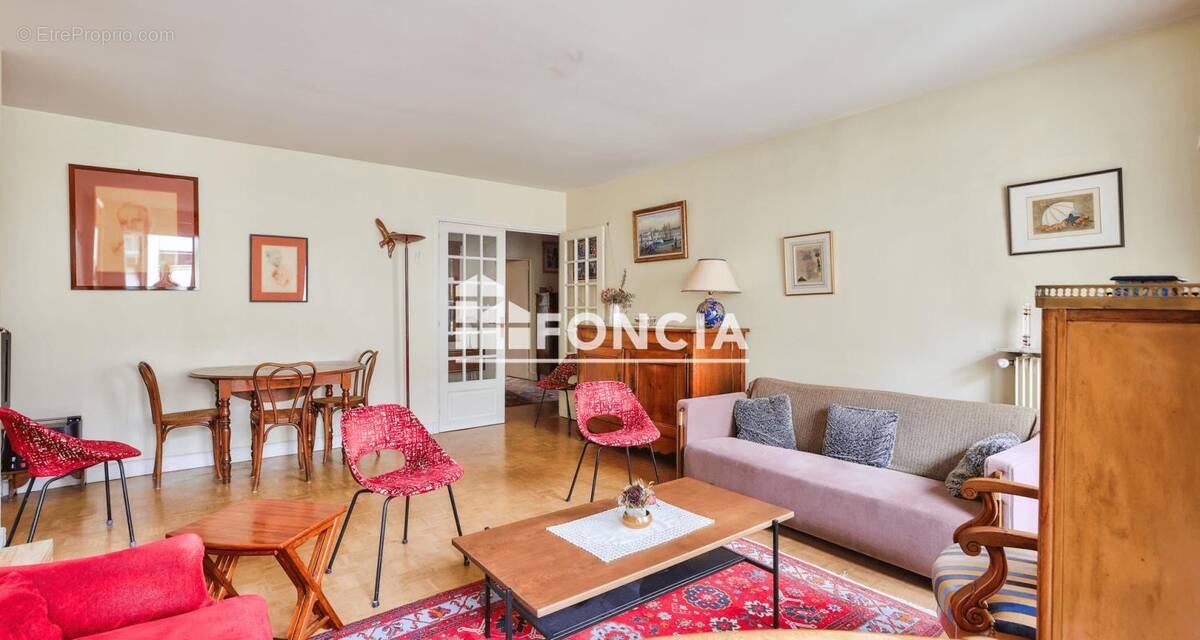 Appartement à VERSAILLES