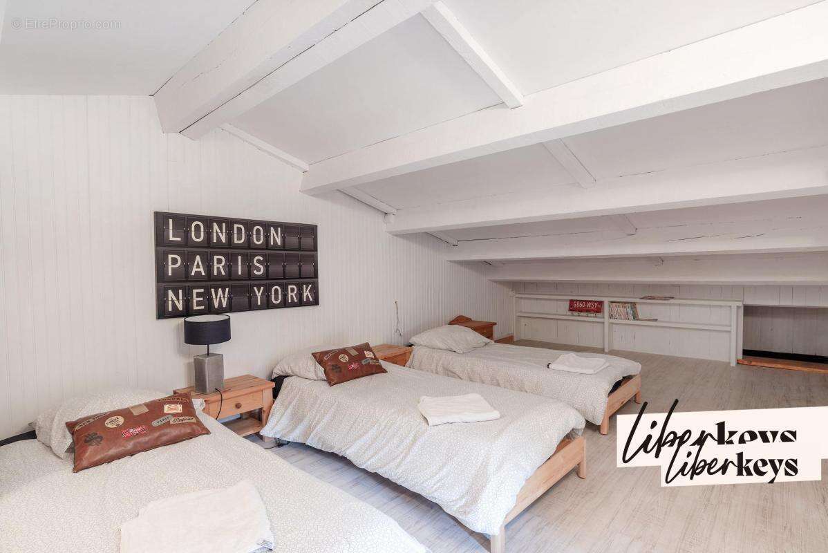 Maison à LA PALUD-SUR-VERDON