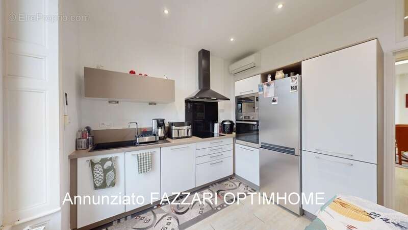 À Vendre en exclusivité à Dun sur meuse, Grande Maison de Maître avec Revenus Locatifs, proche Belgique et Luxembourg ! 244 m² h - photo 9