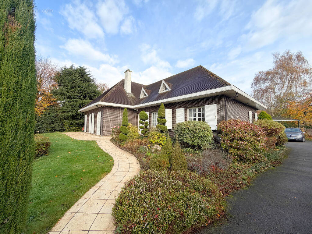 Maison à AIRE-SUR-LA-LYS